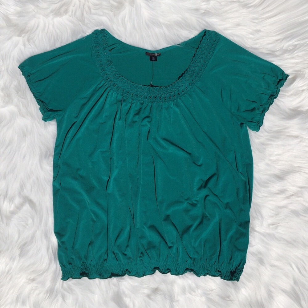 📦MOVING SALE📦 🆕Ruched Blouse